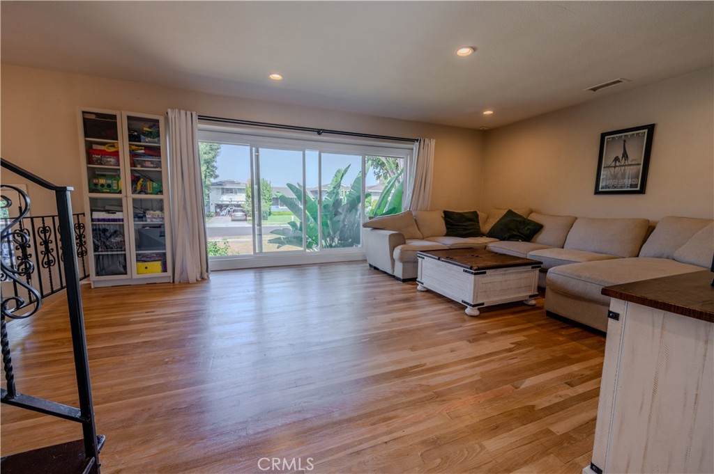 https://bt-photos.global.ssl.fastly.net/socal/orig_boomver_4_434698147-2.jpg