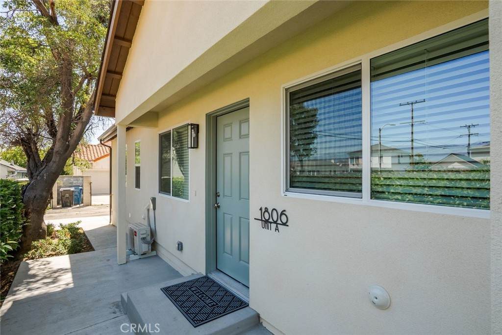 1806 8th St - Photo 1