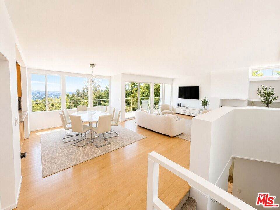 https://bt-photos.global.ssl.fastly.net/socal/orig_boomver_4_442532687-2.jpg