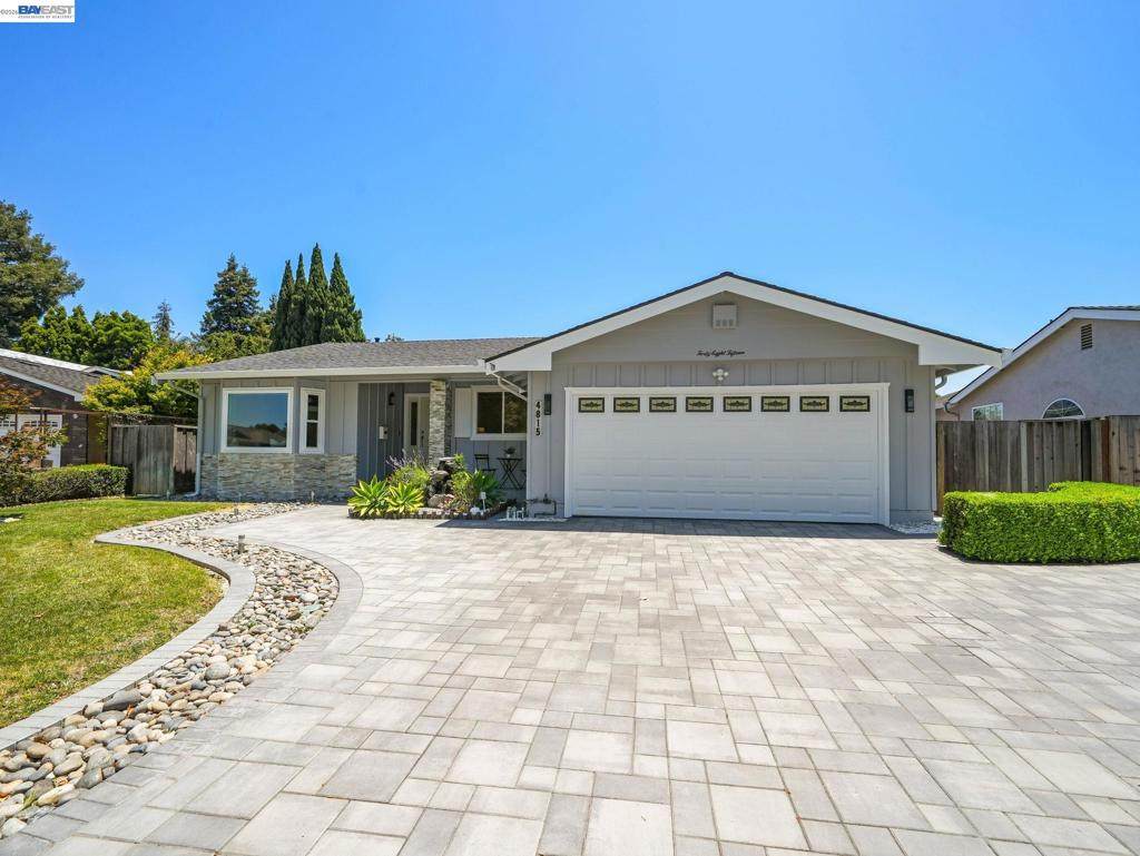 4815 Windermere Dr - Photo 1