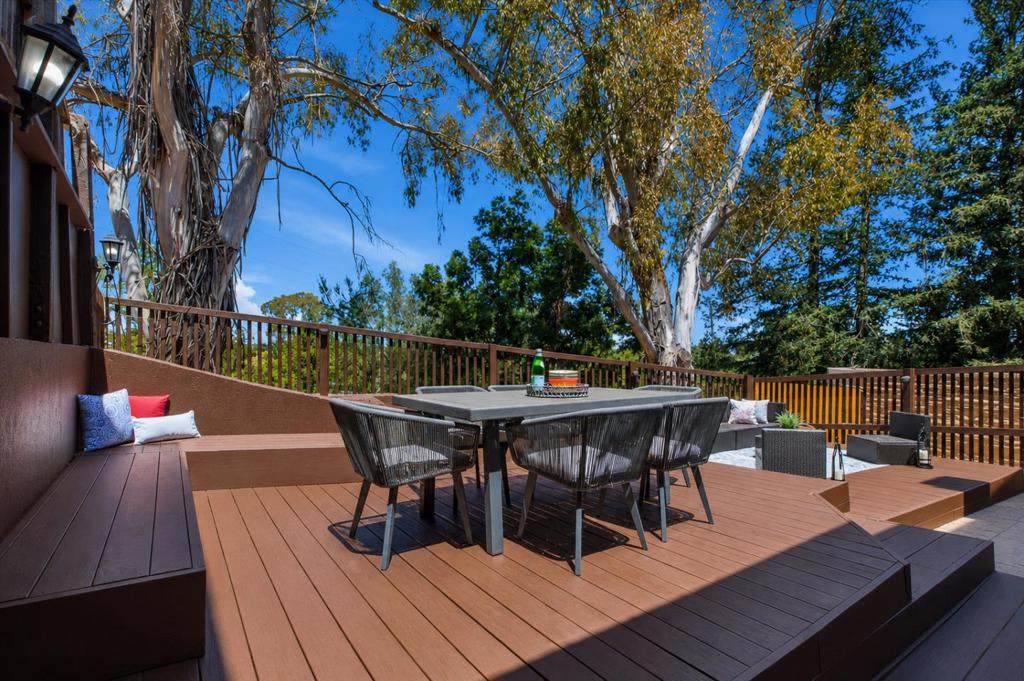 22963 Longdown Road - Photo 1