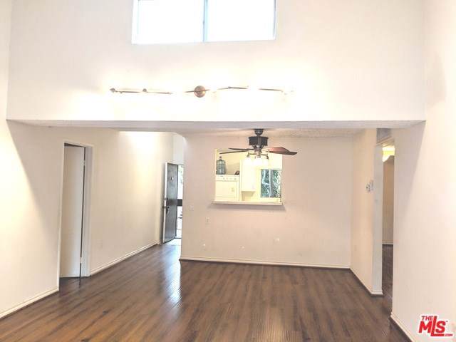 18350 Hatteras Street - Photo 1