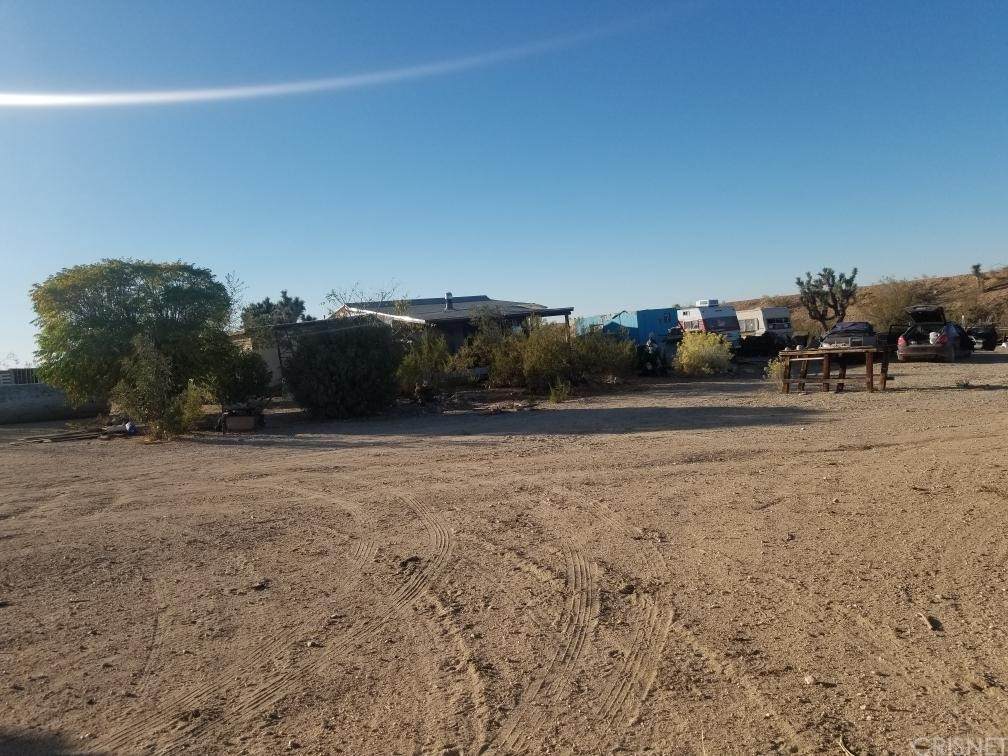 18501 Fort Tejon Road - Photo 1