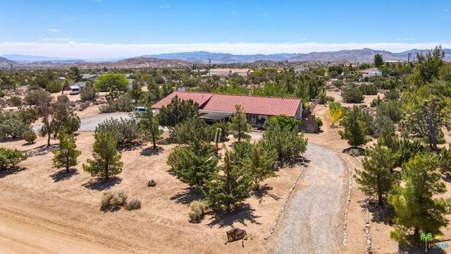 56607 Chipmunk Trail - Photo 1