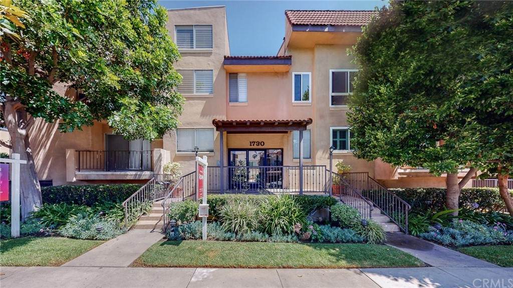 1730 Camden Avenue - Photo 1