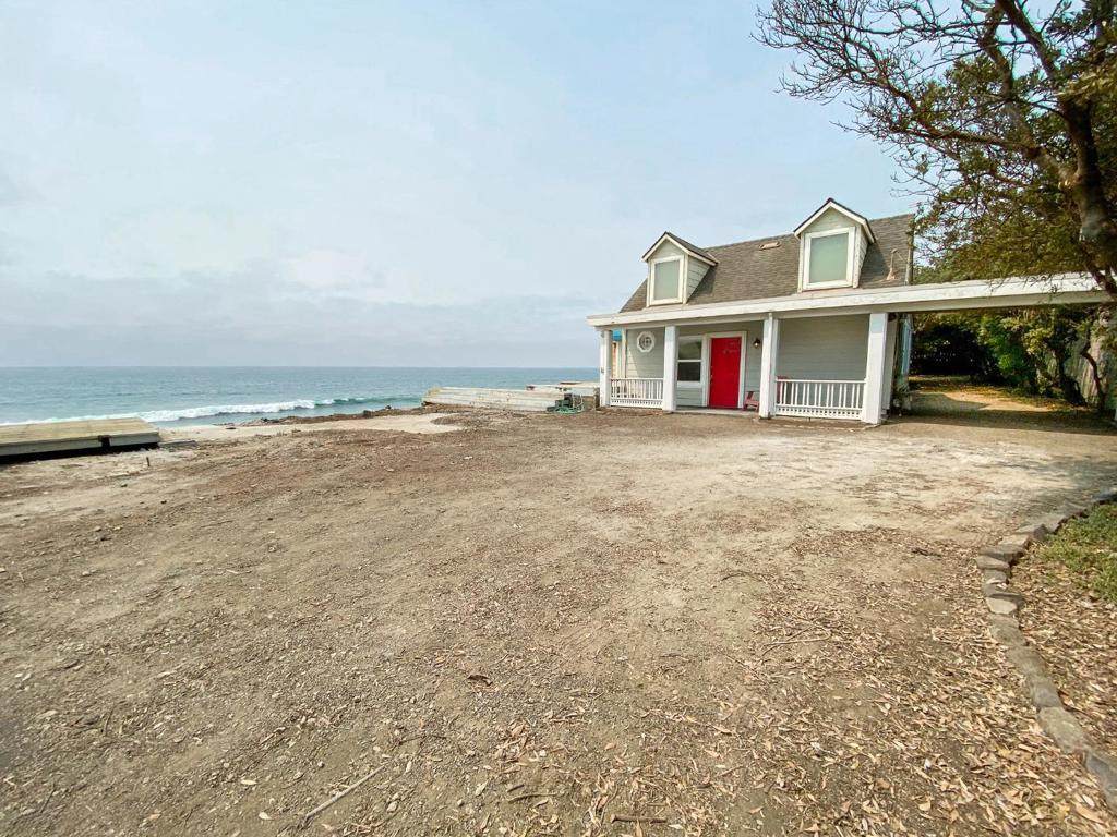 1112 Palmetto Avenue - Photo 1