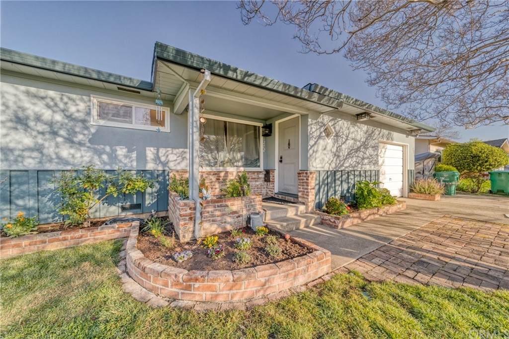 1272 Pennisue Way - Photo 1