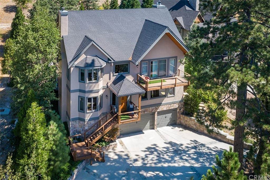 776 Brentwood Drive - Photo 1