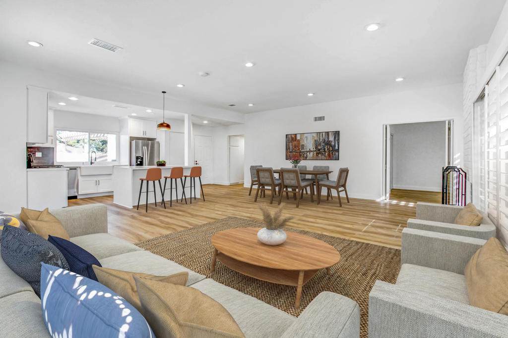 44645 Monaco Circle - Photo 1