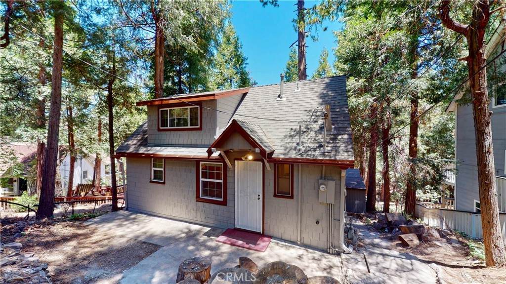 23124 Sycamore Lane - Photo 1