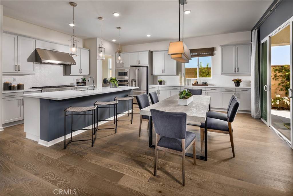 2593 Clara Lane - Photo 1