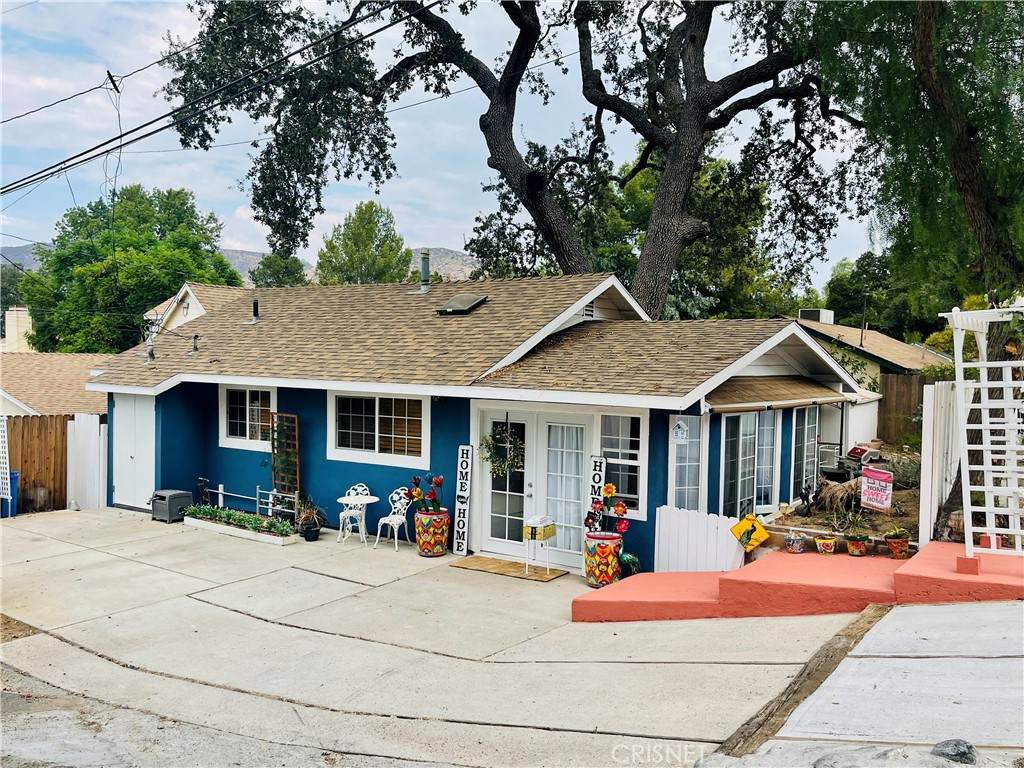 806 Katherine Rd - Photo 1