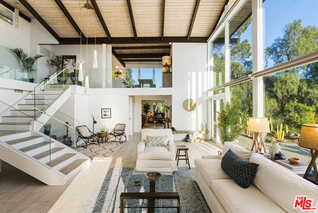 26094 Mulholland Highway - Photo 1