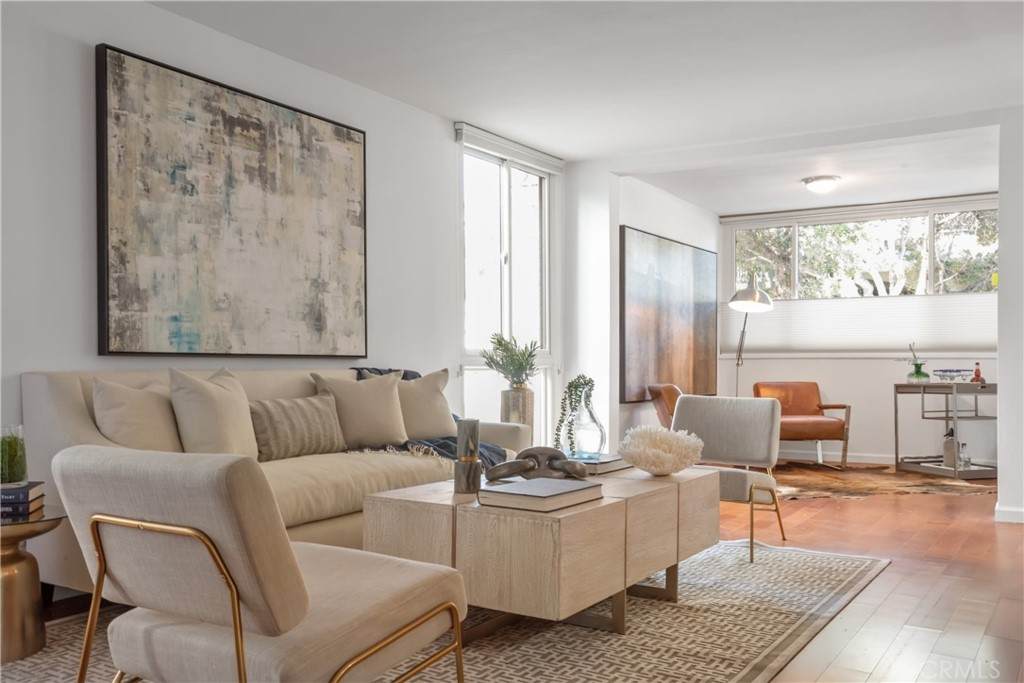 575 Esplanade - Photo 1