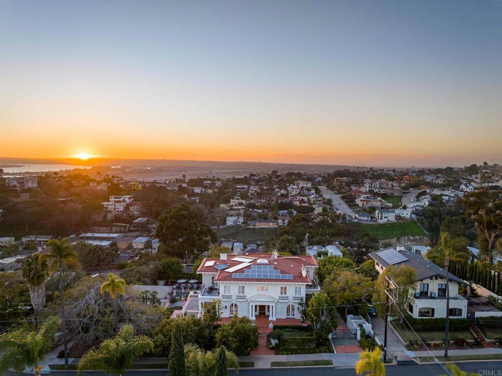 3226 Curlew Street - Photo 1