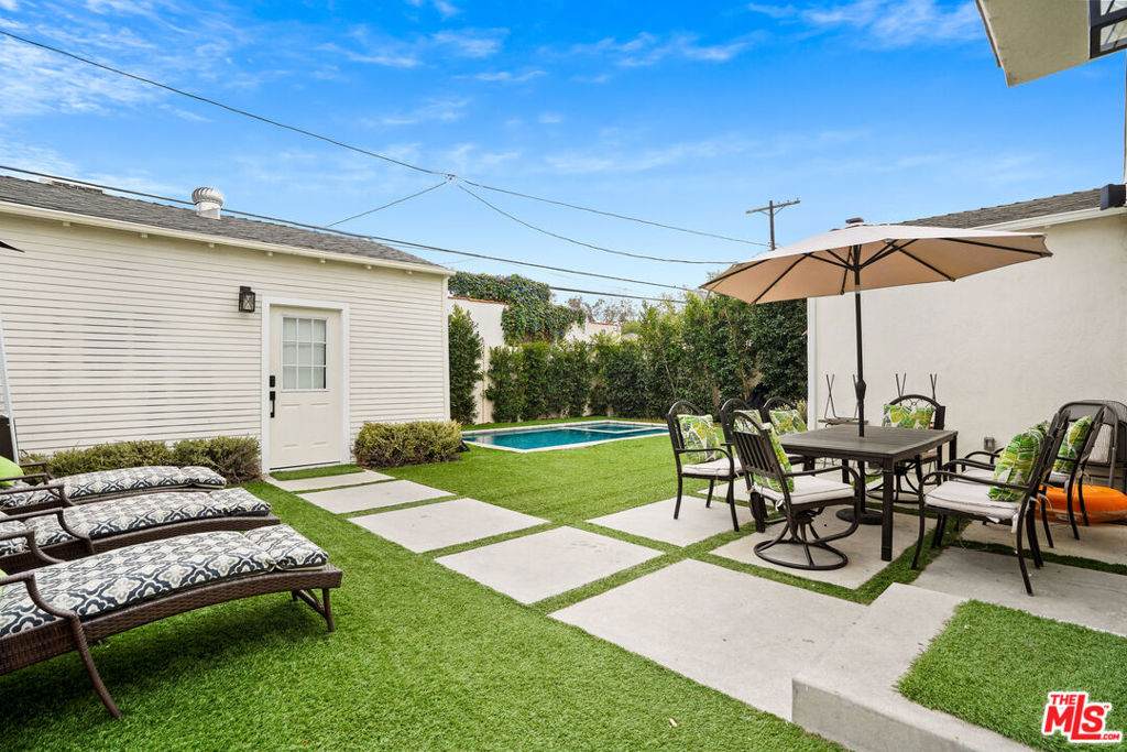 140 Gardner Street - Photo 1