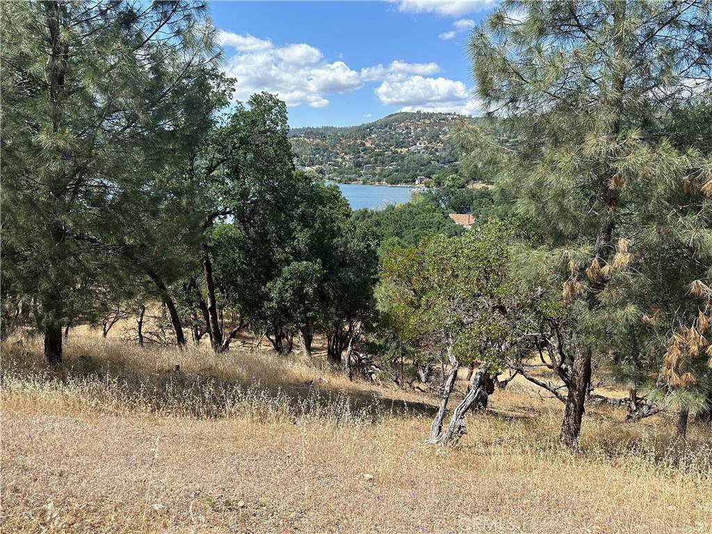 18750 East Ridge View Drive - Photo 1