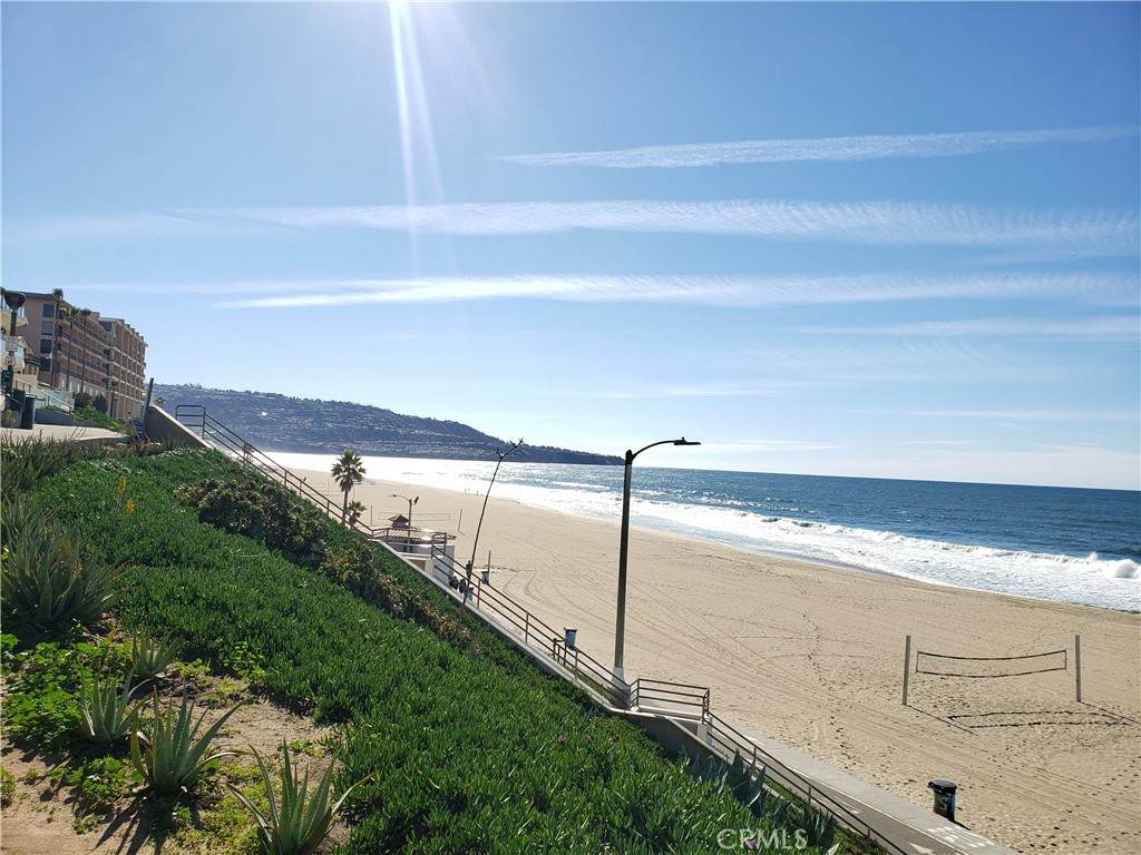 625 Esplanade - Photo 1