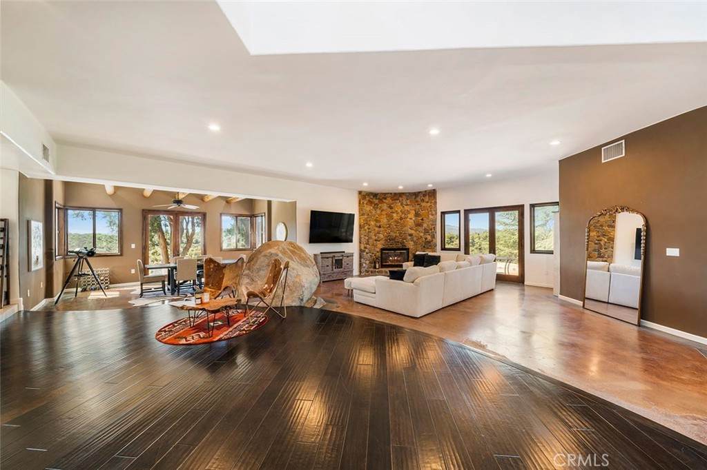 40101 Avenida La Cresta - Photo 1