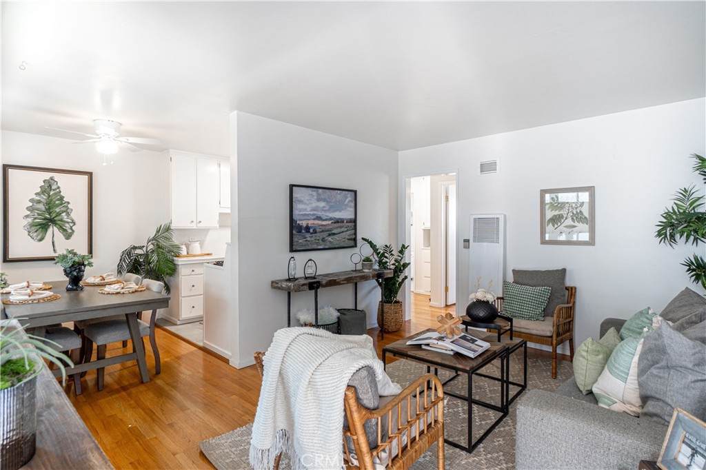 734 Linden Avenue - Photo 1