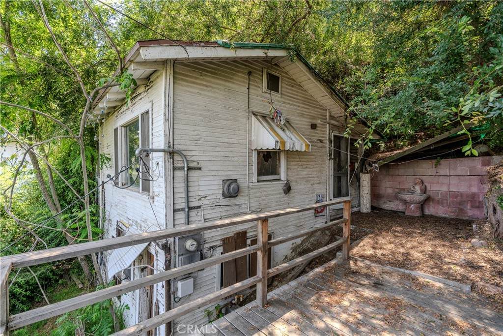 1865 Hanscom Drive - Photo 1