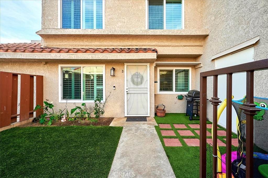6949 Laguna Place - Photo 1