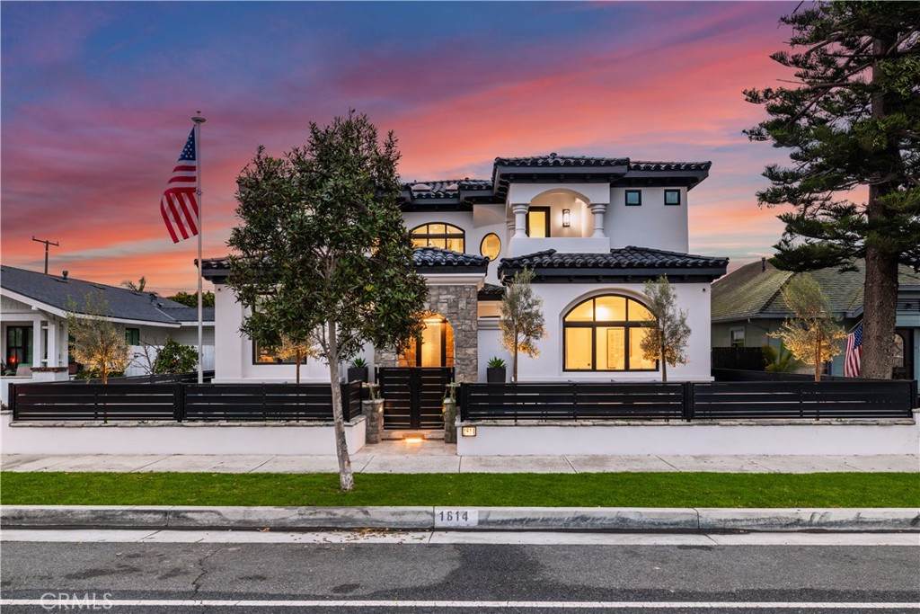 1814 Main Street - Photo 1