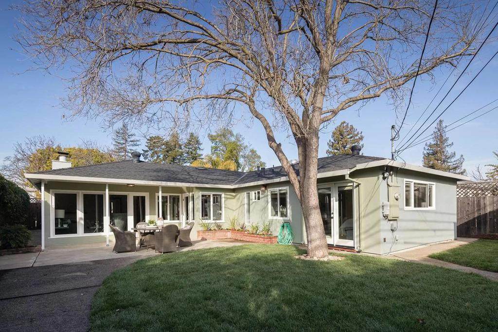 2665 Carolina Avenue - Photo 1