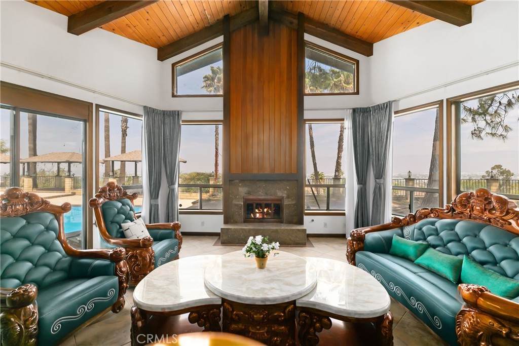 1605 Walter Ct - Photo 1