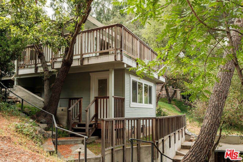 502 Fernwood Pacific Drive - Photo 1
