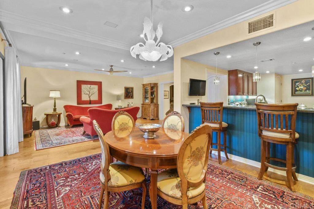 301 W G St - Photo 1