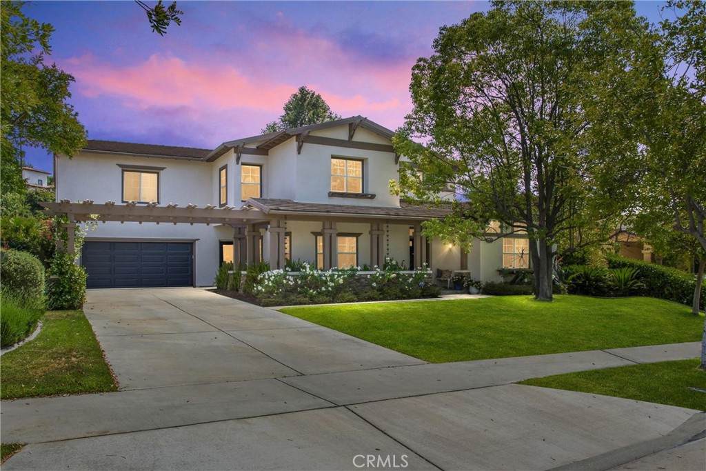 512 Golden West Drive - Photo 1