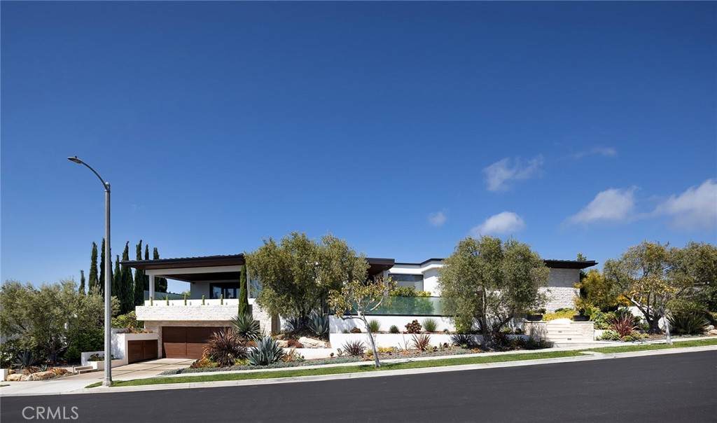 4512 Roxbury Road - Photo 1