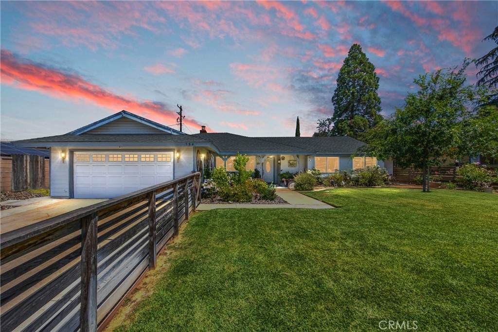 384 Sandalwood Drive - Photo 1