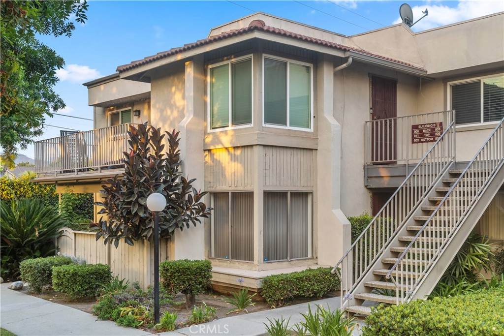 811 Cinnamon Lane - Photo 1