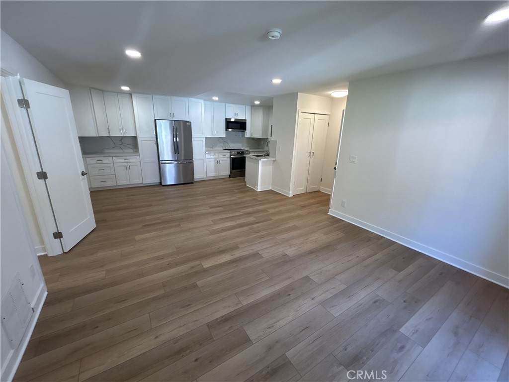 2511 Sunflower Avenue - Photo 1