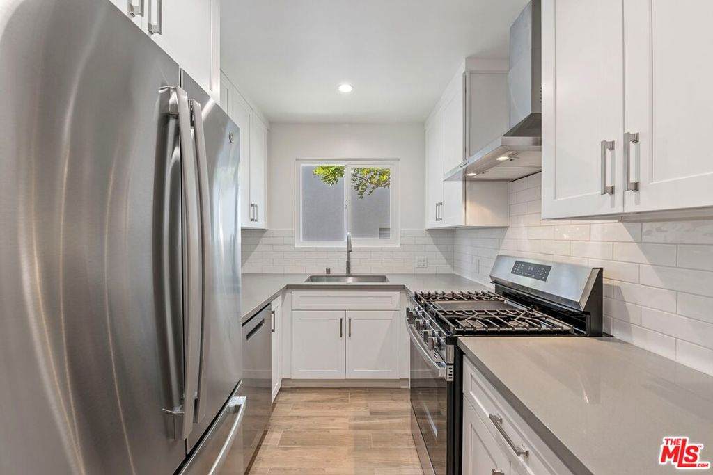 1250 Crescent Heights Boulevard - Photo 1