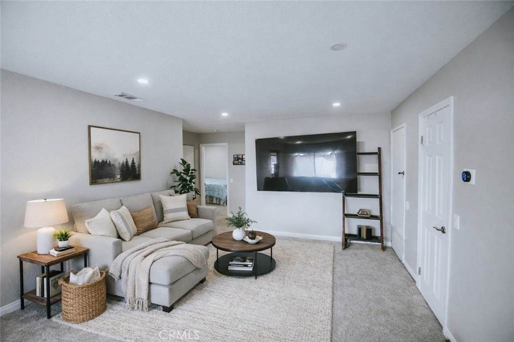 1554 Border Avenue - Photo 1