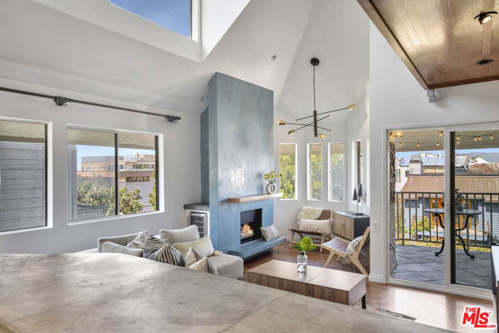 24 Westwind Street - Photo 1