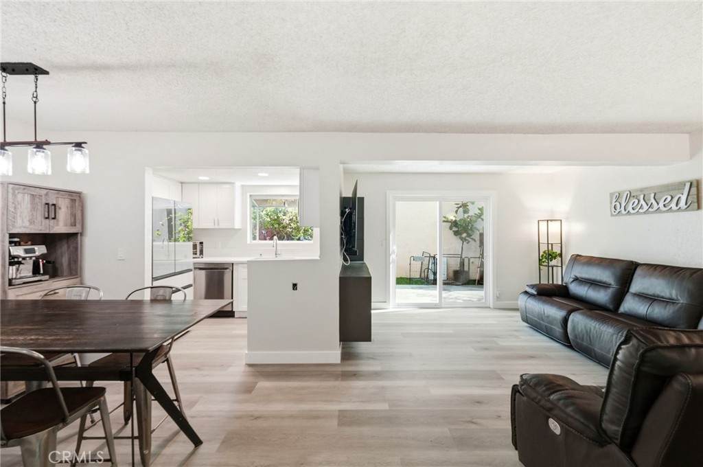 15228 Ramona - Photo 1