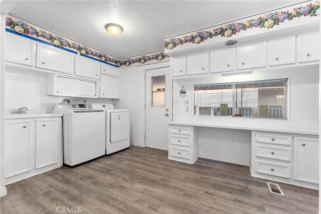 1400 Sunkist - Photo 1