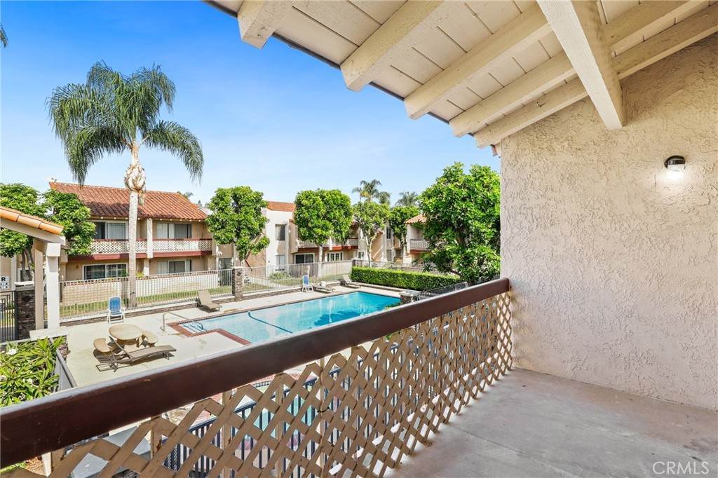 700 La Veta Avenue - Photo 1