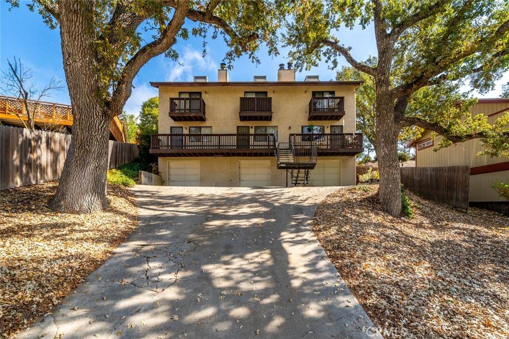 5085 Alamo Avenue - Photo 1