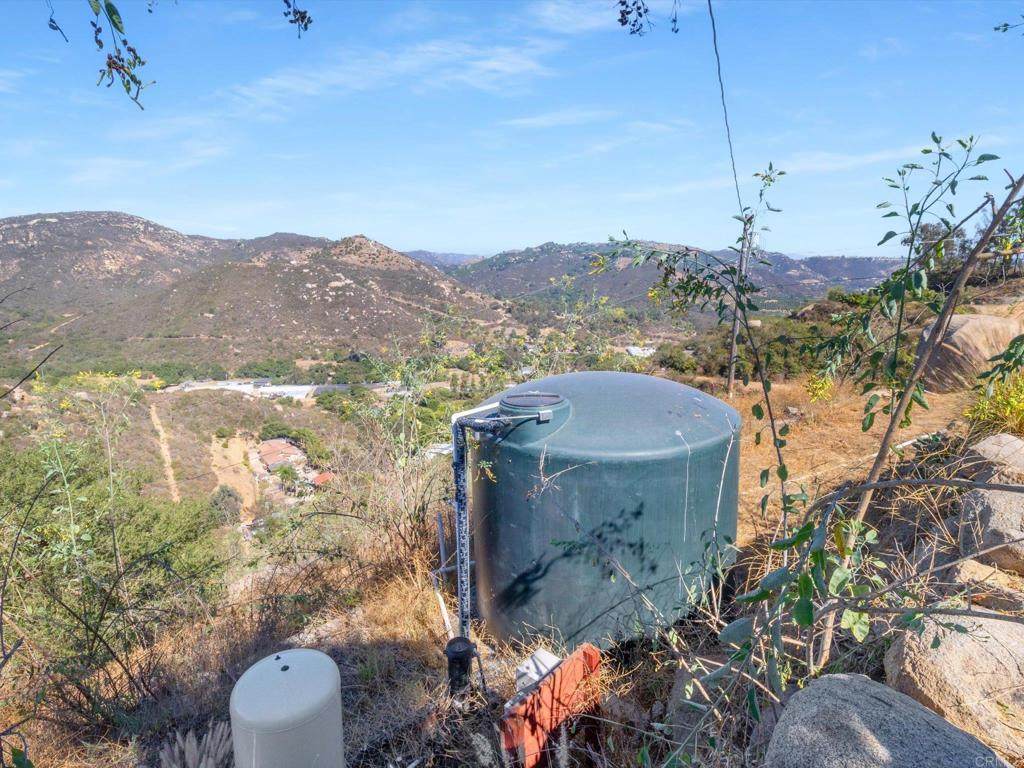 https://bt-photos.global.ssl.fastly.net/socal/orig_boomver_5_405627890-2.jpg