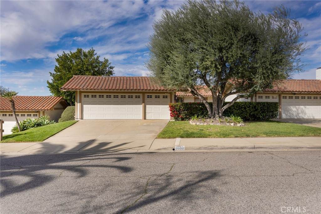 8052 Valle Vista - Photo 1