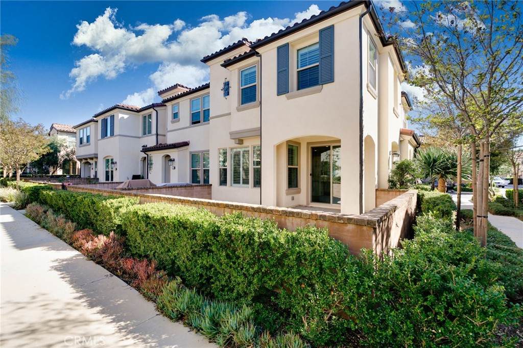 26 Prominence - Photo 1
