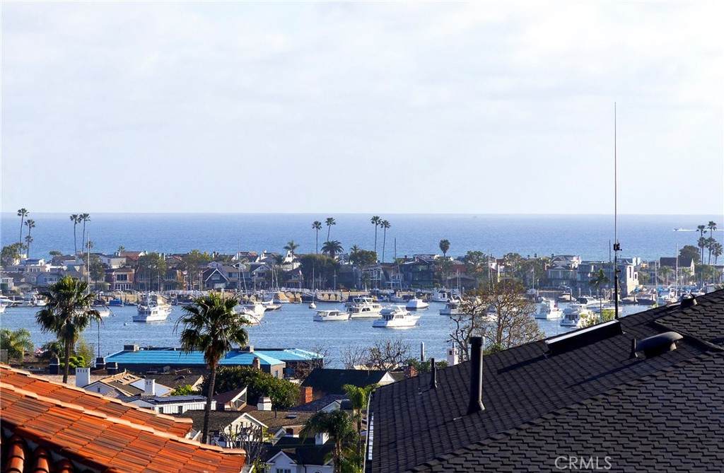 502 Kings Rd - Photo 1
