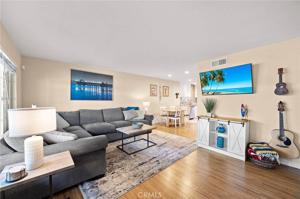 2404 Niagara - Photo 1