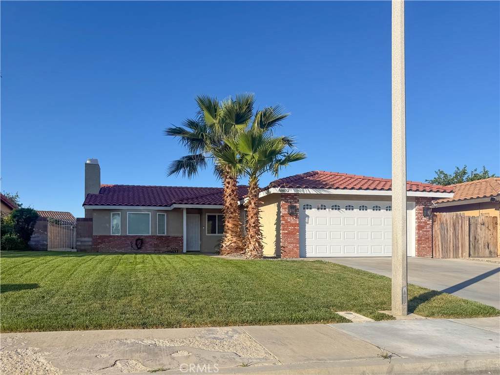 1802 Linda Avenue - Photo 1