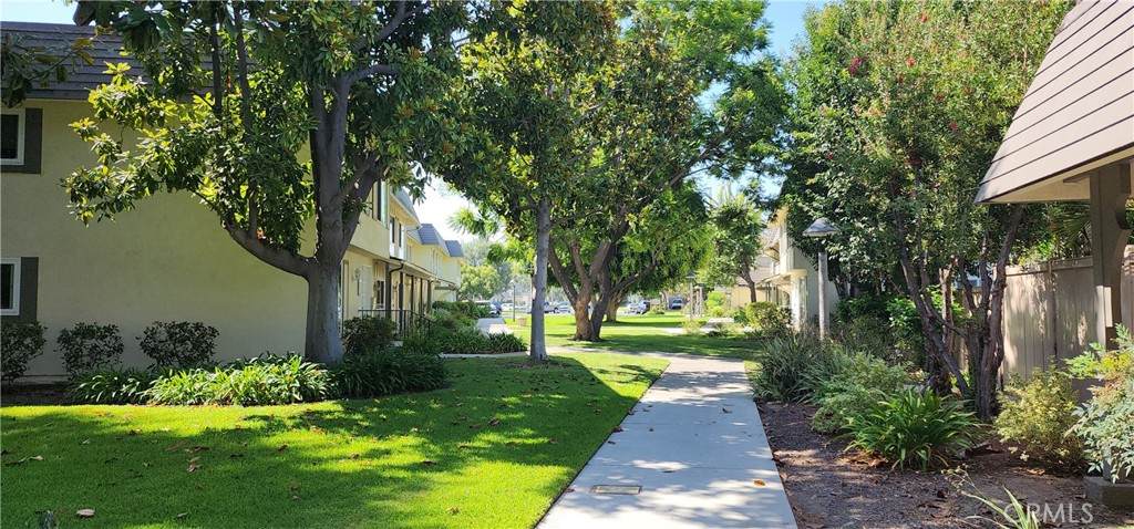 https://bt-photos.global.ssl.fastly.net/socal/orig_boomver_4_496909458-2.jpg